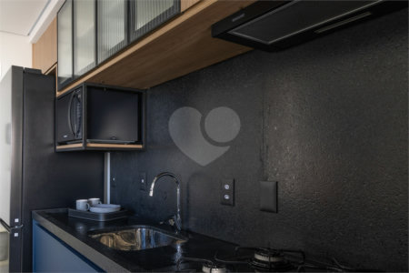 Apartamento à venda com 3 quartos, sendo 1 suíte,  em Alto da Lapa, São Paulo, SP