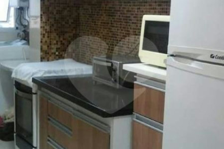 Apartamento à venda com 3 quartos, sendo 1 suíte,  em Vila Vermelha, São Paulo, SP