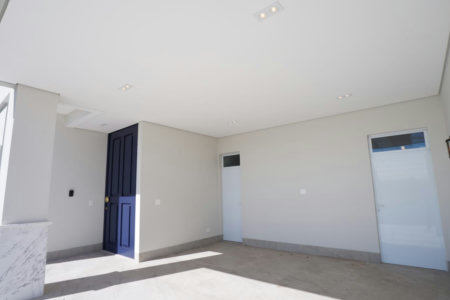 Casa à venda com 4 quartos, sendo 1 suíte, em Parque Residencial Mart Ville, Presidente Prudente, SP