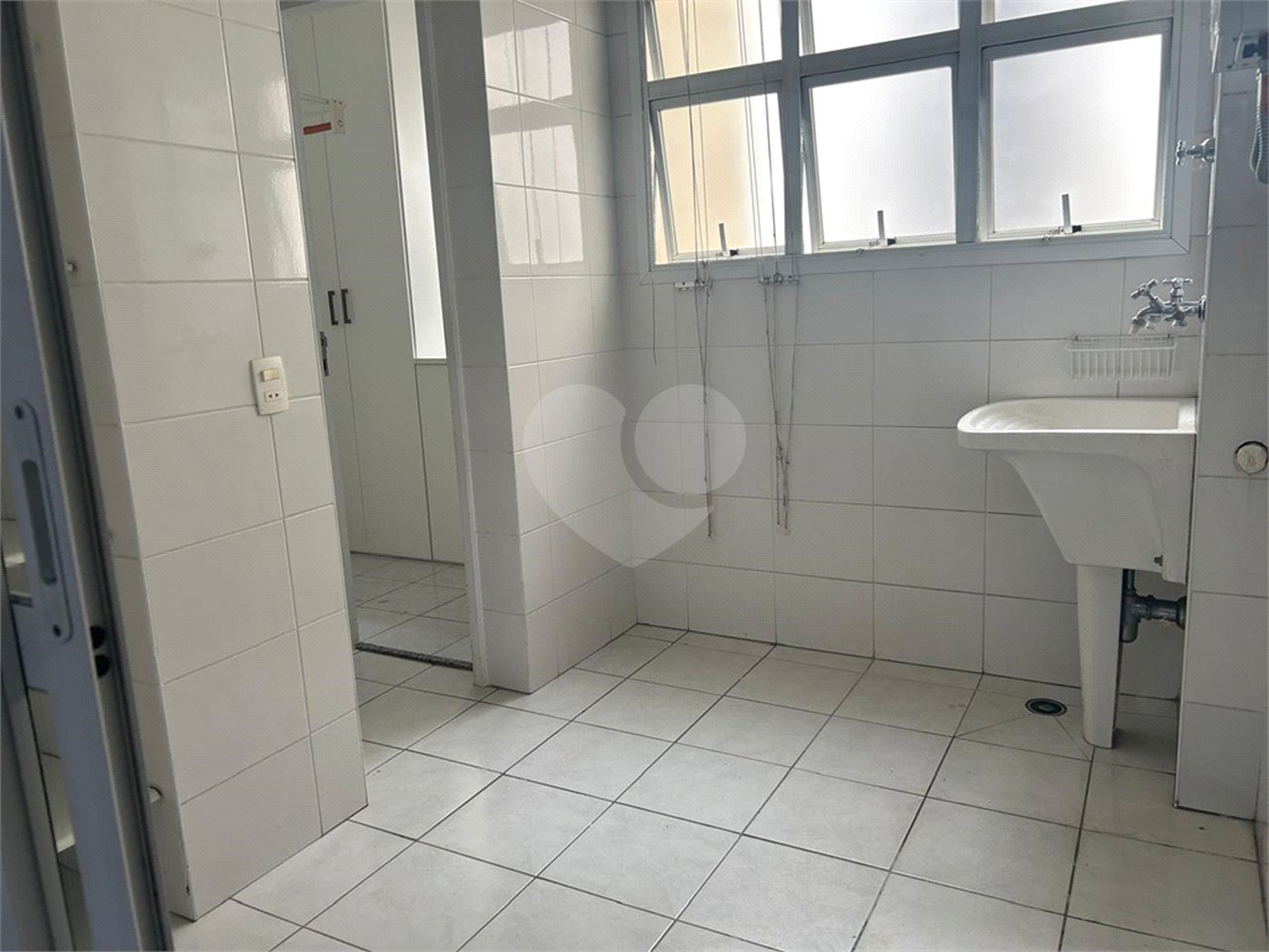 Apartamento para alugar com 3 quartos, sendo 1 suíte, em Pinheiros, São Paulo, SP
