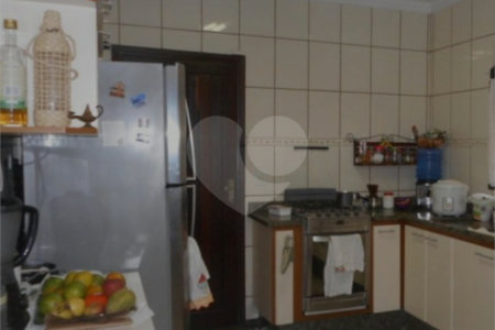 Sobrado à venda com 3 quartos, sendo 1 suíte, em Campo Grande, São Paulo, SP