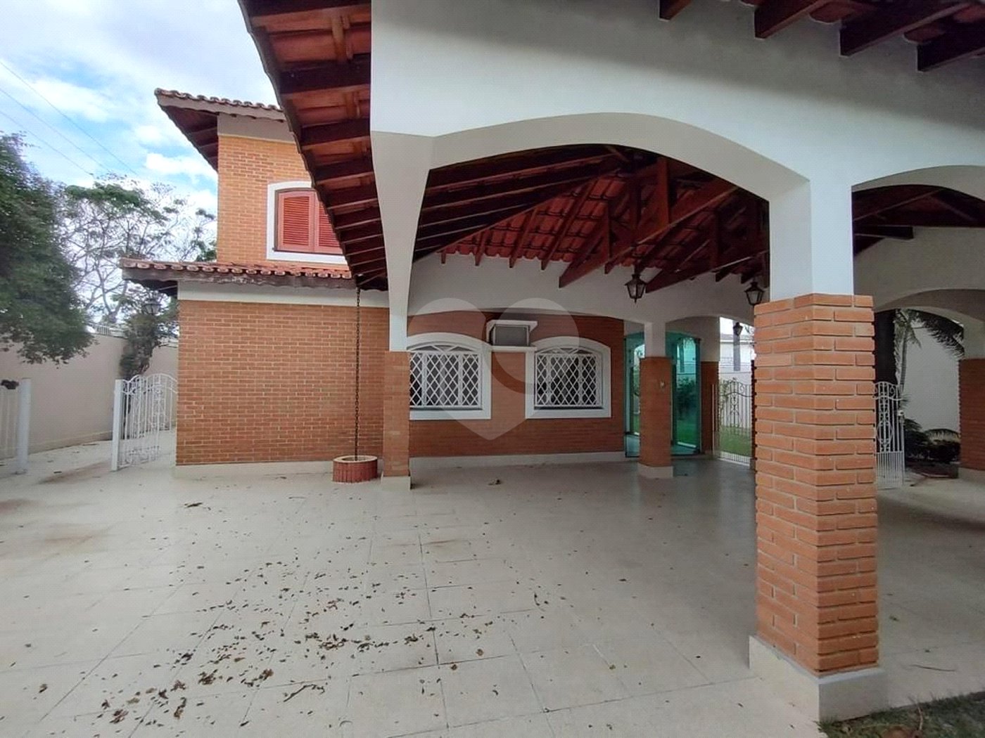 Sobrado à venda com 3 suítes em Jardim Dom Bosco, Indaiatuba, SP