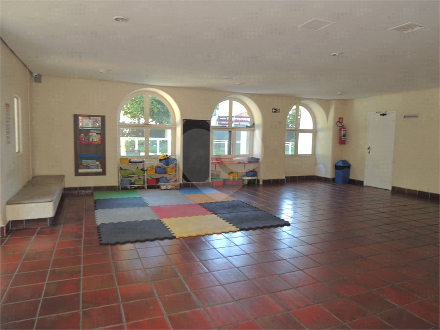 Apartamento à venda com 3 quartos, sendo 1 suíte, em Santo Amaro, São Paulo, SP