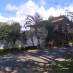 Casa à venda com 5 quartos, sendo 3 suítes, no condomínio Alpes da Cantareira, Mairiporã - SP