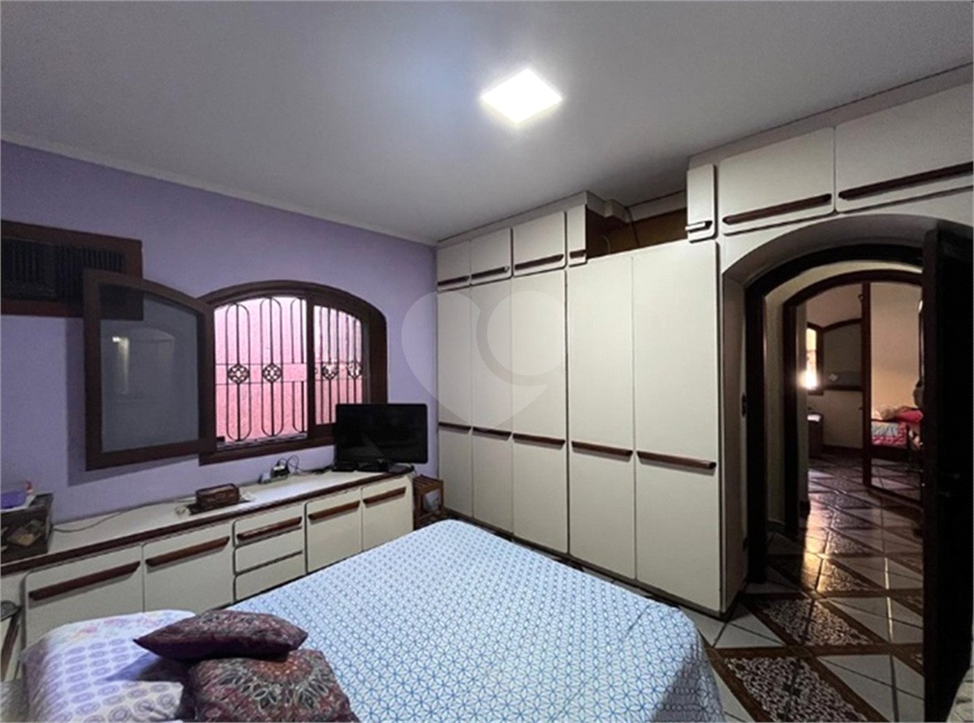 Casa à venda com 4 quartos, sendo 2 suítes, em Vila Rosália, Guarulhos, SP