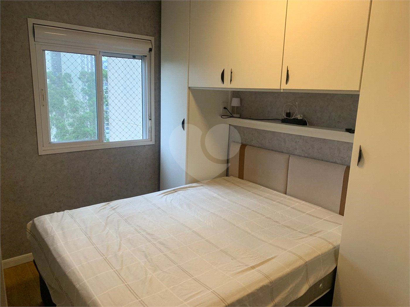 Apartamento à venda com 2 quartos em Parque Reboucas, São Paulo, SP