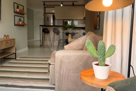 Apartamento à venda com 2 suítes em Jurerê, Florianópolis, SC