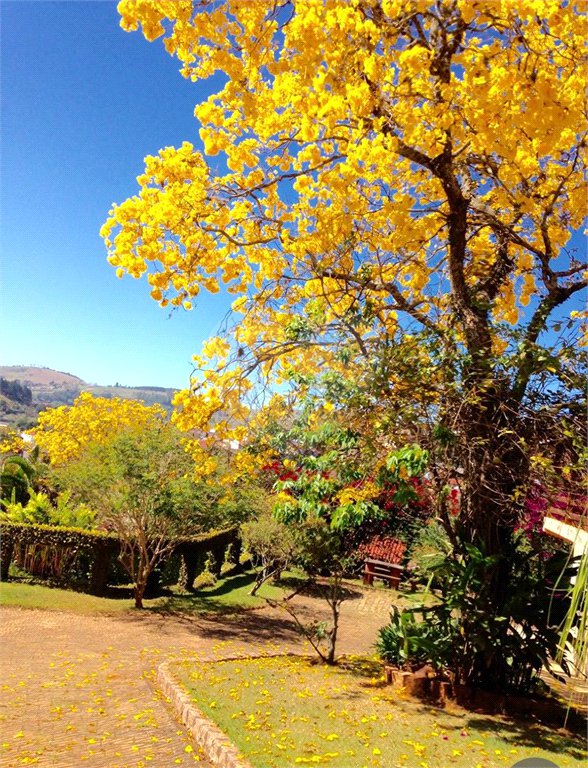 Casa Térrea à venda com 3 quartos, sendo 1 suíte, em Mirante do Cachoeira, Piracaia, SP