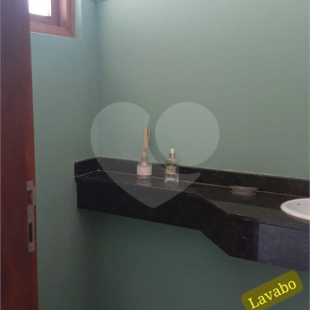 Casa à venda com 3 quartos, sendo 1 suíte, no condomínio Zuleika Jabour, Salto - SP