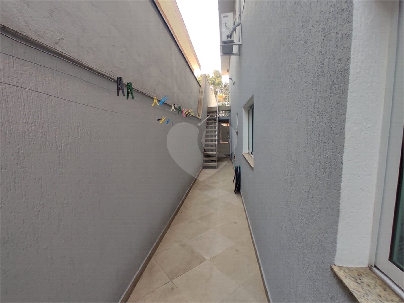 Sobrado à venda com 3 quartos, sendo 1 suíte, em Vila Ema, São Paulo, SP
