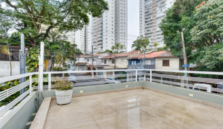 Sobrado à venda com 3 suítes em Vila Cruzeiro, São Paulo, SP