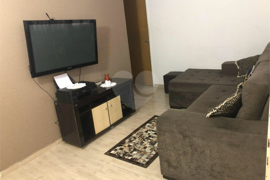 Apartamento à venda com 2 quartos em Parque Peruche, São Paulo, SP