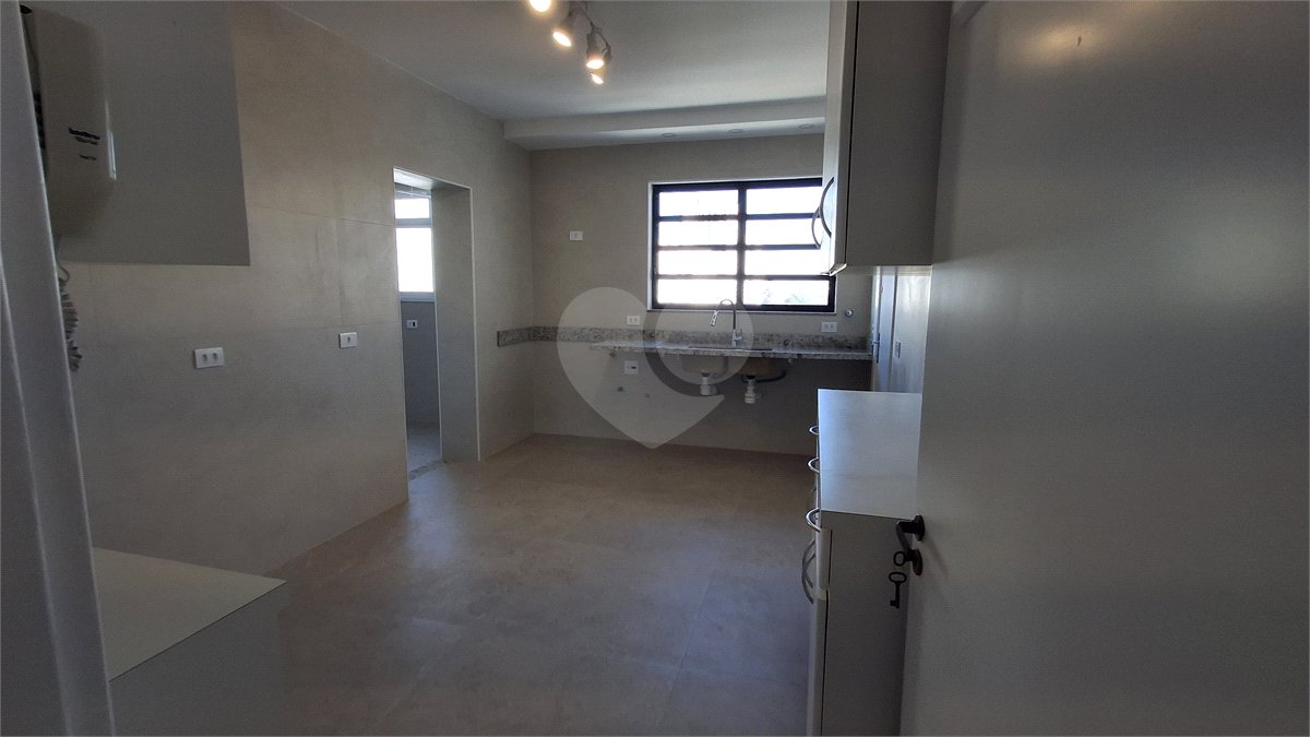 Apartamento para alugar com 3 quartos, sendo 1 suíte, em Chácara Santo Antônio, São Paulo, SP