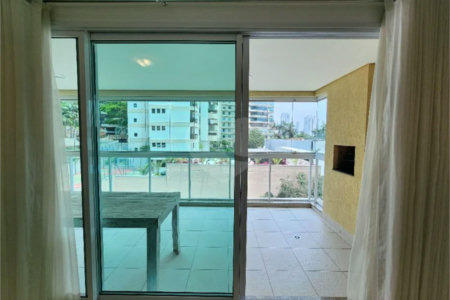 Apartamento à venda com 3 suítes em Santana, São Paulo, SP