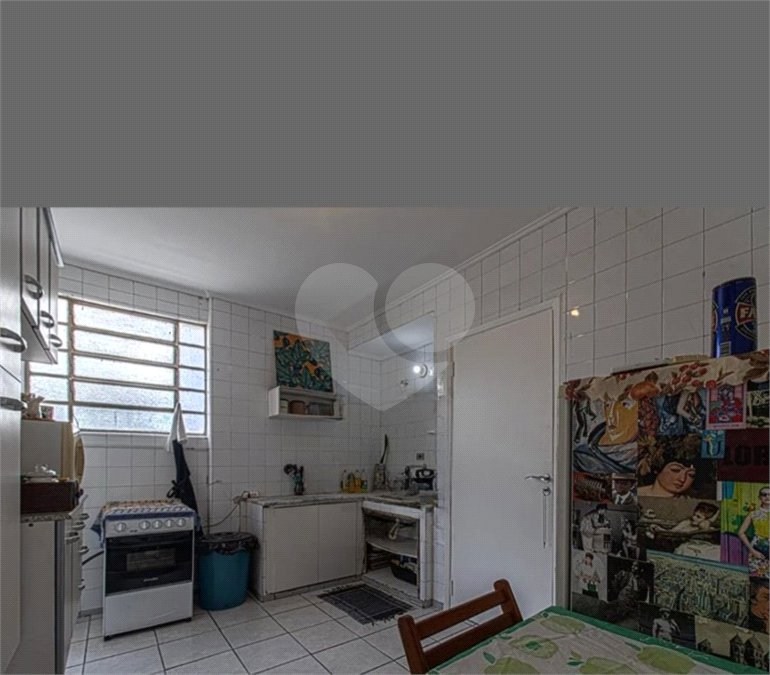 Apartamento à venda com 3 quartos, sendo 1 suíte,  em Aclimação, São Paulo, SP