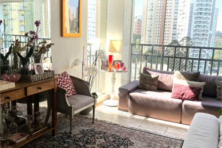 Apartamento à venda com 4 quartos, sendo 2 suítes,  em Vila Andrade, São Paulo, SP