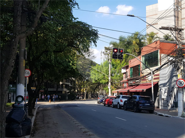 Sobrado à venda com 1 quarto em Granja Julieta, São Paulo, SP