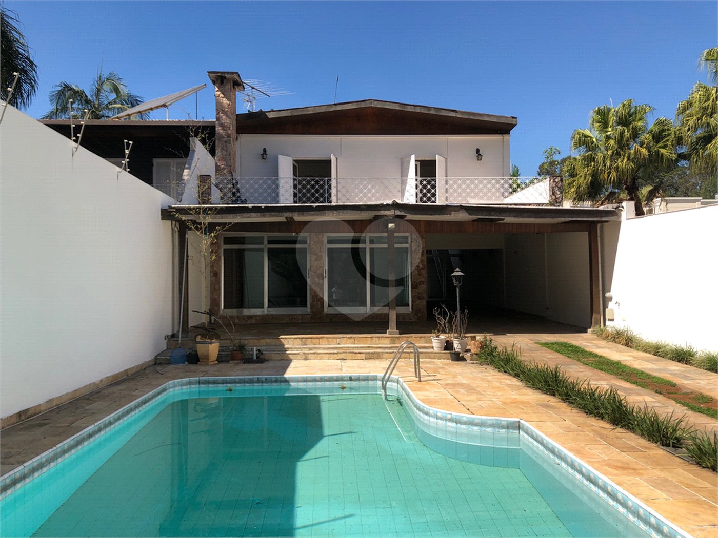 Sobrado à venda com 4 quartos, sendo 2 suítes,  em Alto da Boa Vista, São Paulo, SP
