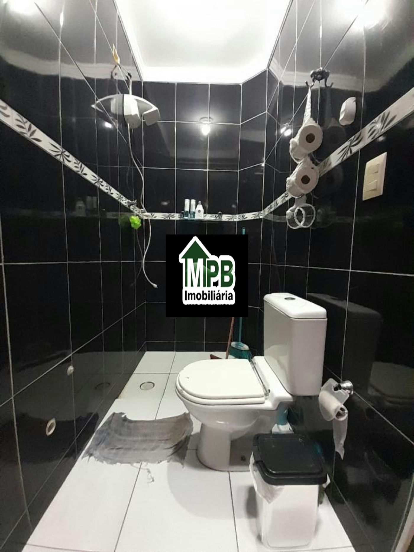 Casa à venda com 3 quartos, sendo 2 suítes, em Wannel Ville, Sorocaba, SP