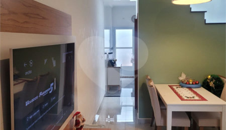 Sobrado à venda com 3 quartos, sendo 1 suíte,  em Vila Marari, São Paulo, SP