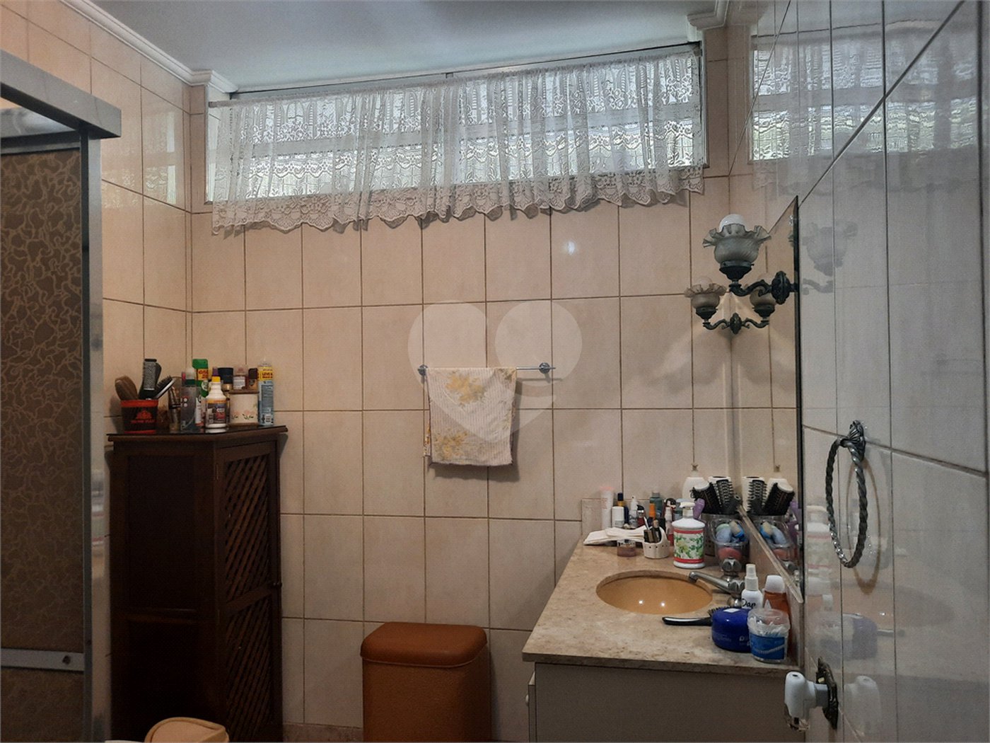 Casa à venda com 4 quartos, sendo 3 suítes,  em Jardim Marajoara, São Paulo, SP