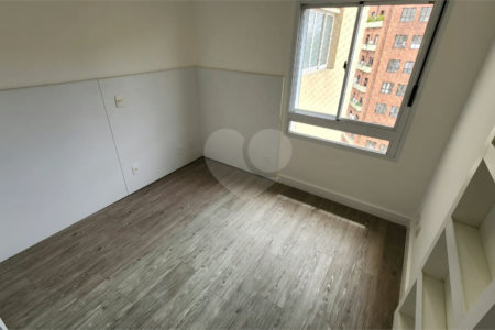 Apartamento à venda com 3 quartos, sendo 2 suítes,  em Paraíso do Morumbi, São Paulo, SP