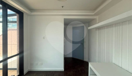 Sala à venda em Vila Nova Conceição, São Paulo, SP