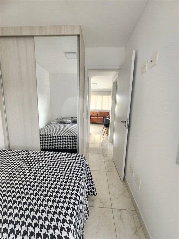 CONDOMÍNIO ESMERALDINO C/ VAGA - VENDE-SE - V.ISOLINA MAZZEI