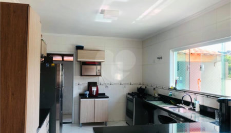 Sobrado à venda com 3 quartos, sendo 1 suíte,  em Freguesia do Ó, São Paulo, SP