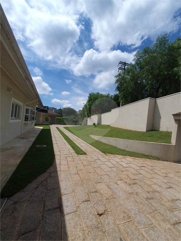 Casa à venda com 5 suítes no condomínio Vila Hípica I, Vinhedo - SP