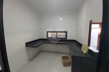 Casa à venda com 3 quartos, sendo 1 suíte, em Jardim Residencial Veneza, Indaiatuba, SP