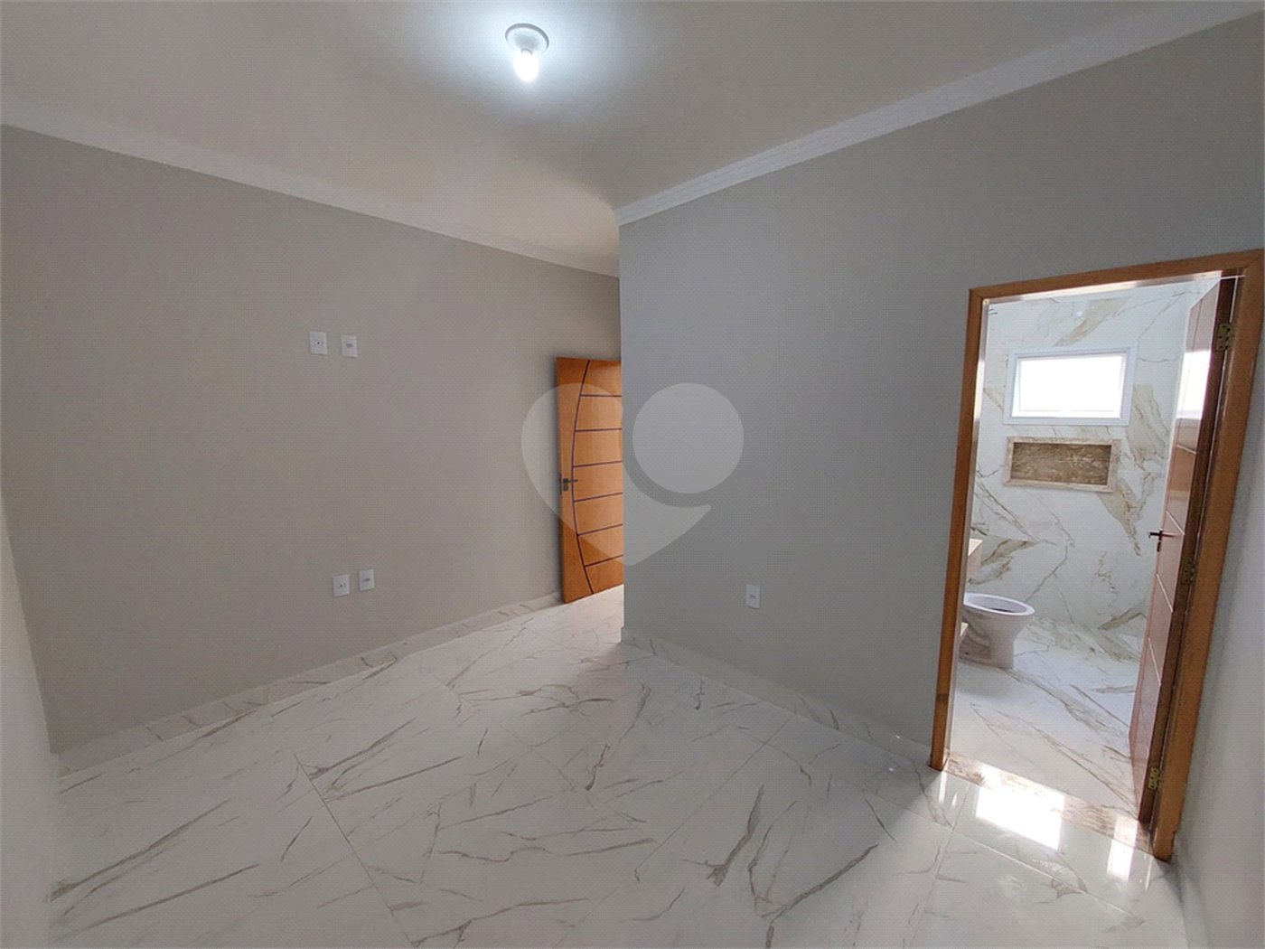 Casa à venda com 3 quartos, sendo 1 suíte,  no condomínio Horto Florestal Villagio, Sorocaba - SP