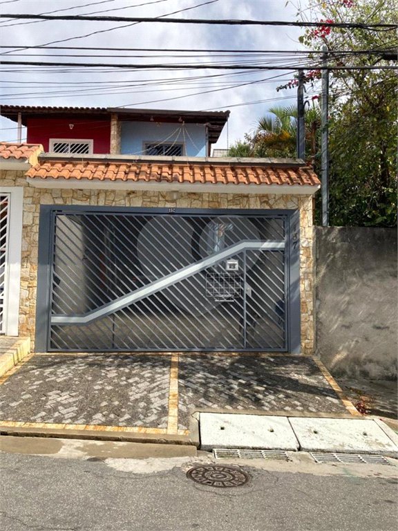 Sobrado à venda com 4 quartos, sendo 1 suíte, em Jaçanã, São Paulo, SP