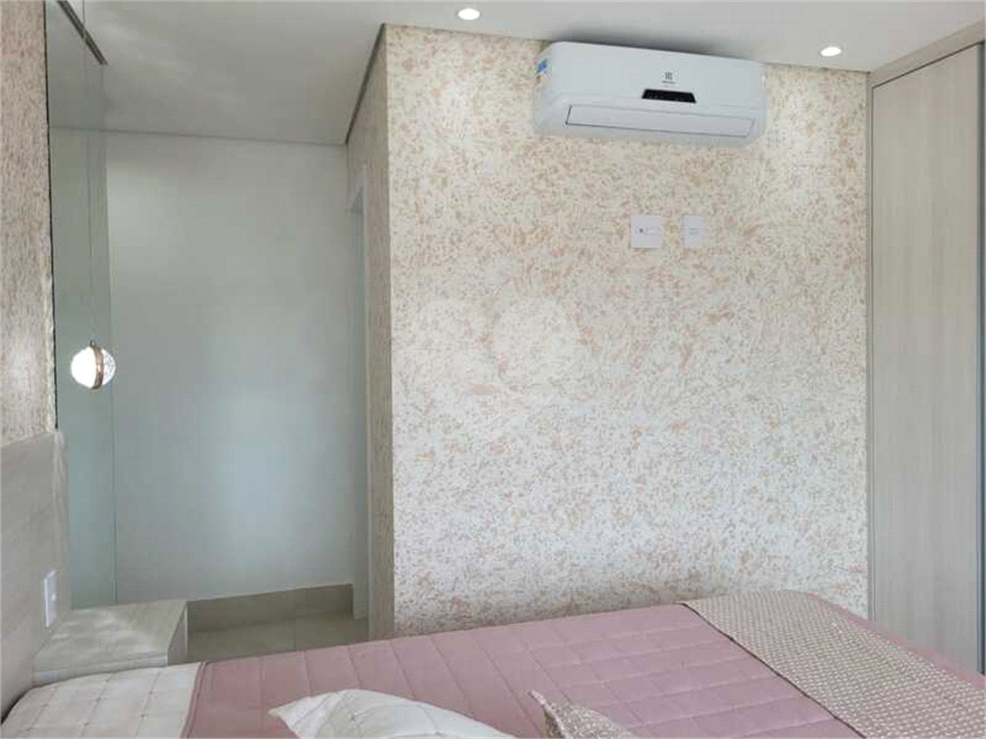 Apartamento à venda com 3 quartos, sendo 1 suíte, em Jardim Pompéia, Indaiatuba, SP