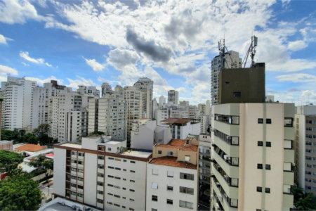 Apartamento à venda com 3 quartos, sendo 1 suíte, em Santa Cecília, São Paulo, SP