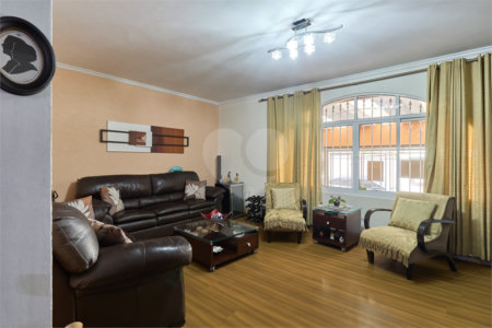 Sobrado à venda com 3 quartos, sendo 1 suíte, em Jardim Prudência, São Paulo, SP
