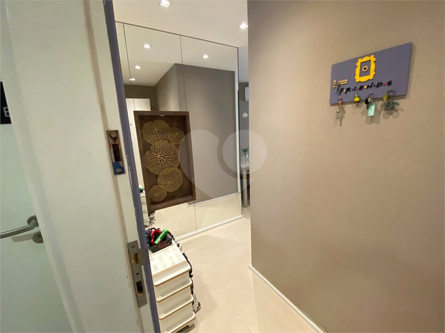 Apartamento à venda com 2 quartos, sendo 1 suíte,  em Botafogo, Rio de Janeiro, RJ