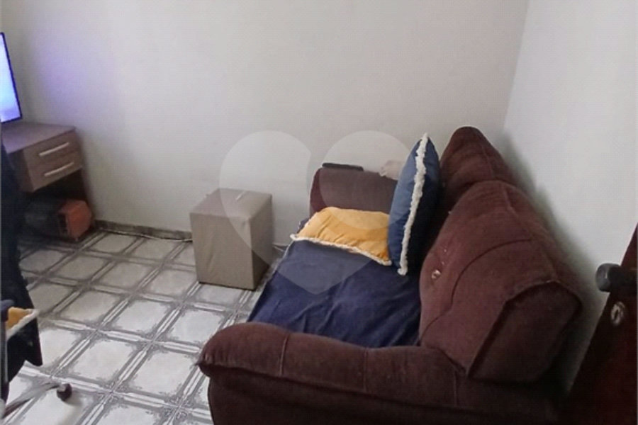 Sobrado à venda com 4 quartos, sendo 2 suítes, em Vila Constança, São Paulo, SP