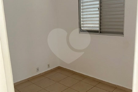 Apartamento no condomínio Spazio Monte Alto