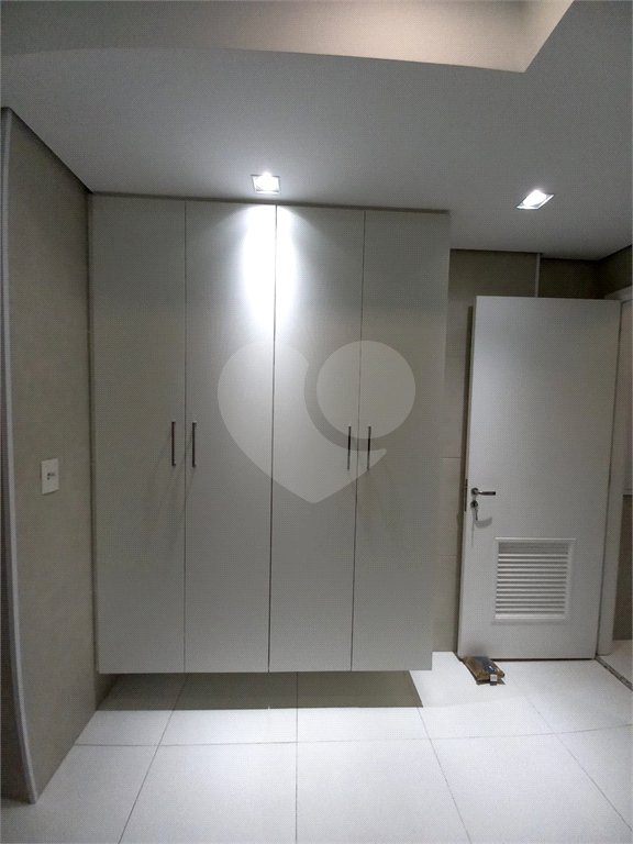 Apartamento à venda com 4 suítes em Vila Suzana, São Paulo, SP