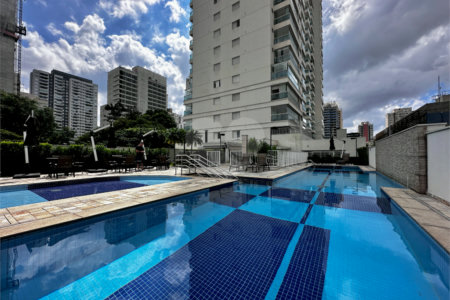 Apartamento à venda com 2 quartos, sendo 1 suíte, em Alto da Boa Vista, São Paulo, SP