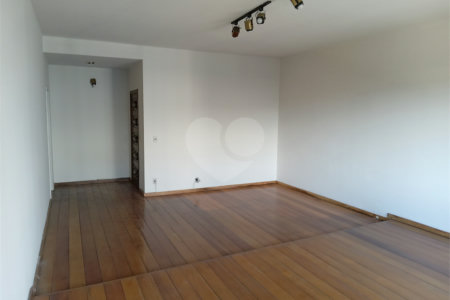 Apartamento à venda com 3 quartos, sendo 1 suíte,  em Tijuca, Rio de Janeiro, RJ