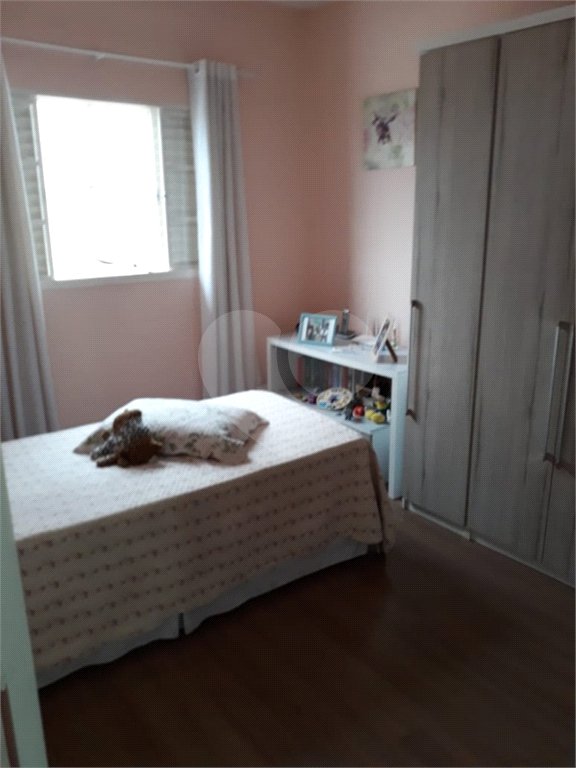 Casa à venda com 3 quartos, sendo 1 suíte, em Vila Suissa, Mogi das Cruzes, SP