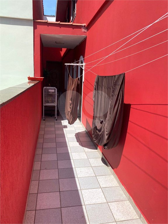 Sobrado à venda com 4 quartos, sendo 3 suítes, em Vila Gustavo, São Paulo, SP