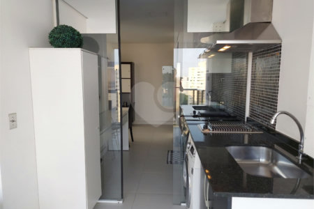 Apartamento à venda com 2 quartos, sendo 1 suíte, em Jardim das Acácias, São Paulo, SP