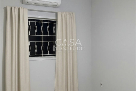 Casa de Vila à venda com 3 quartos, sendo 1 suíte,  em Wanel Ville, Sorocaba, SP