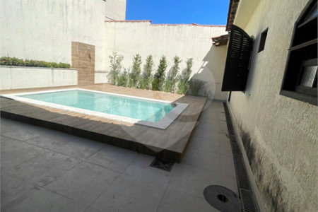 Casa Térrea à venda com 5 quartos, sendo 2 suítes, em Campo Grande, Rio de Janeiro, RJ