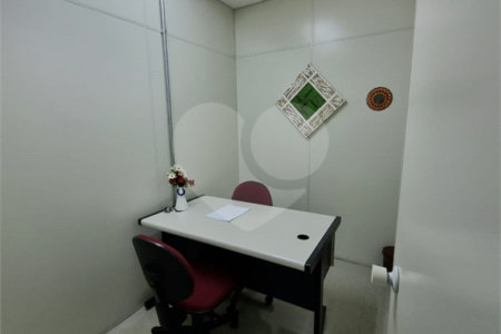Sala à venda em Chácara Santo Antônio, São Paulo, SP