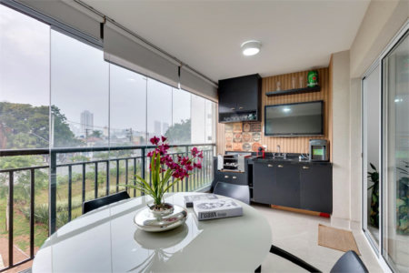 Apartamento à venda com 2 suítes em Santo Amaro, São Paulo, SP