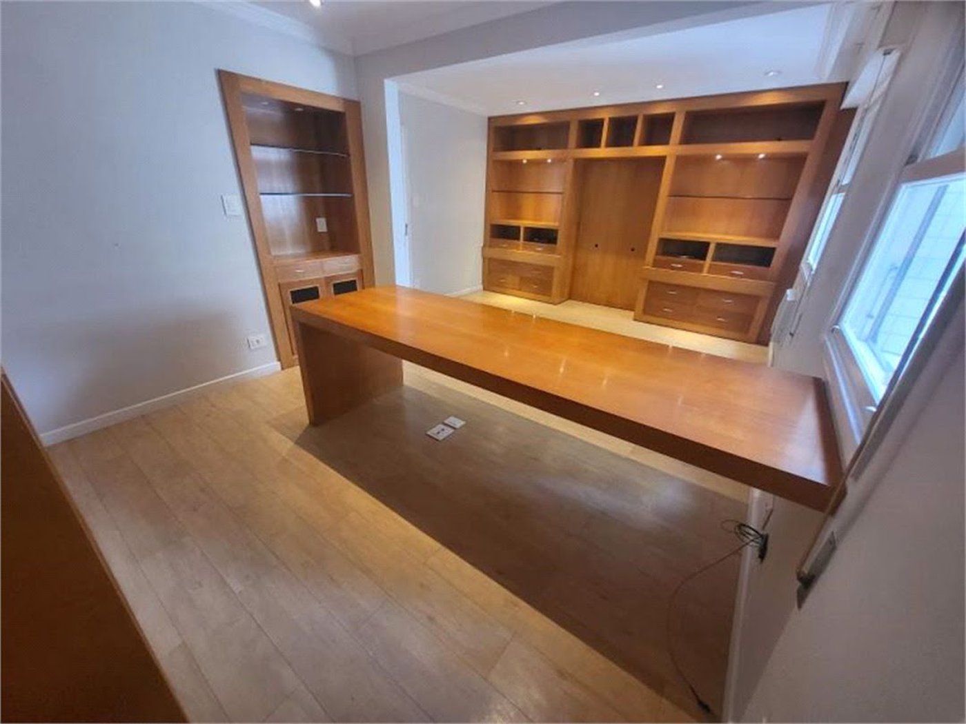 Apartamento Residencial à venda, Gonzaga, Santos - AP1414.